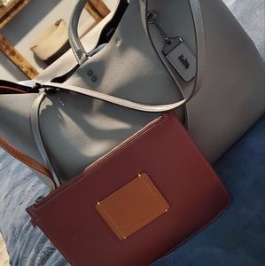 Coach tote with pouch